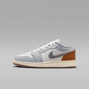 Nike Air Jordan 1 Low SE Kids Shoes Grey / White | 691532-RCF