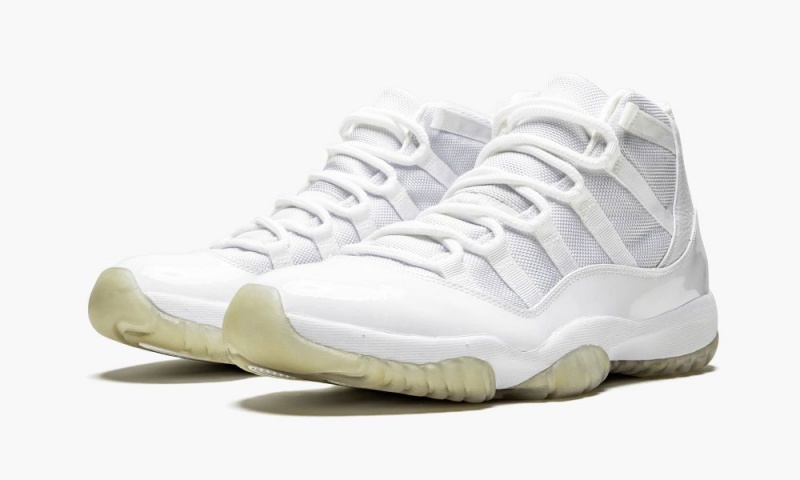 Nike Air Jordan 11 Retro 'Anniversary' Mens Shoes White / Metal Silver | 150429-ZNC