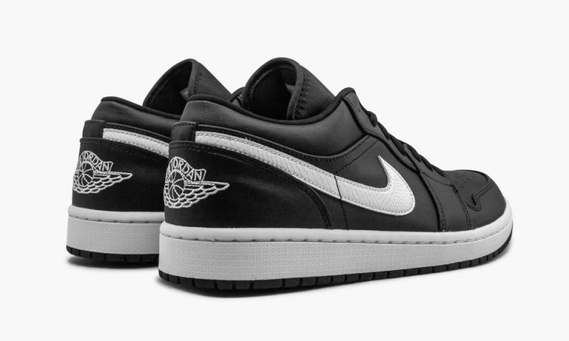 Nike Air Jordan 1 Low 'Black/White' Womens Shoes Black / White | 403625-CRW