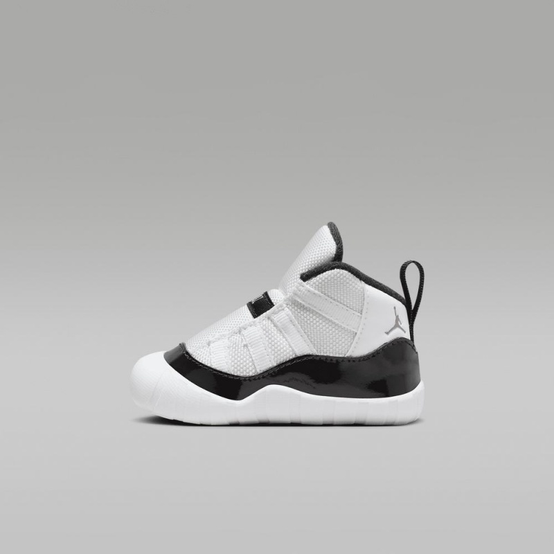 Nike Jordan 11 Kids Shoes White / Black / Metal Gold | 807516-KEP